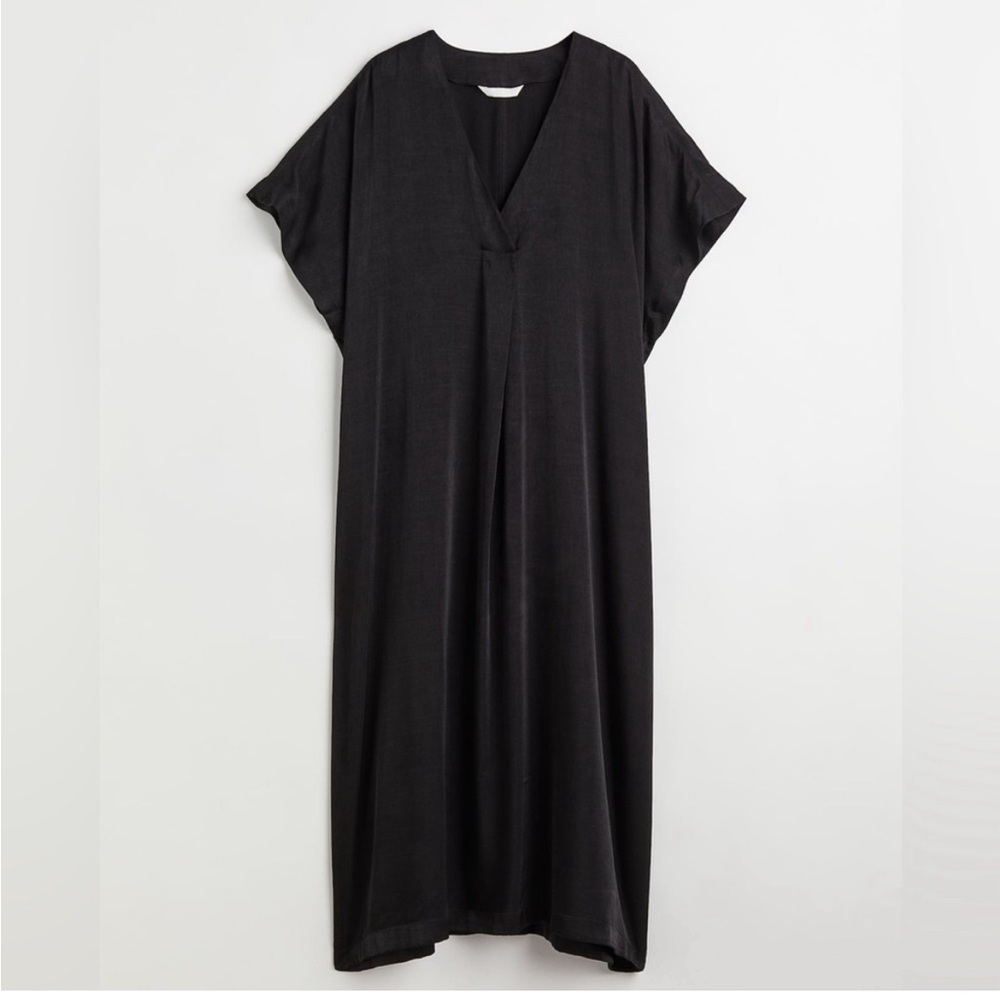 H&M Black V Neck Kaftan style dress